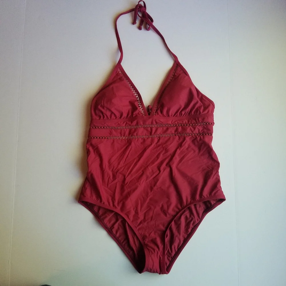 Ella Moss V Neck Crochet Halter One Piece Swimsuit Red NEW Medium